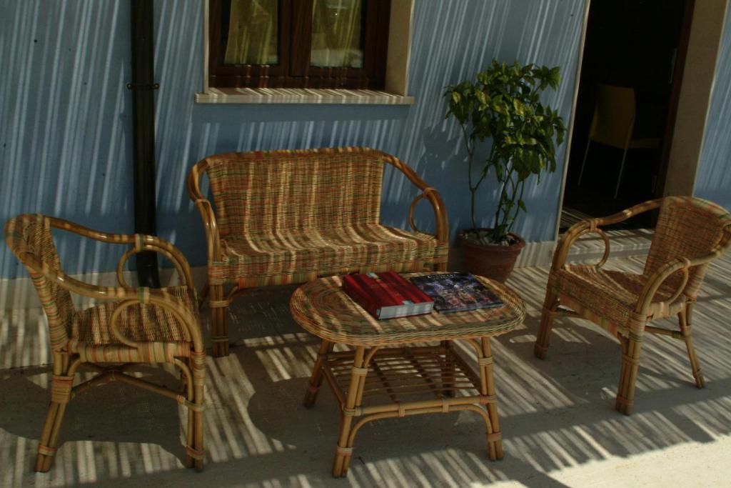 Terre Iblee Resort เคียรามอนเตกุลฟิ ภายนอก รูปภาพ
